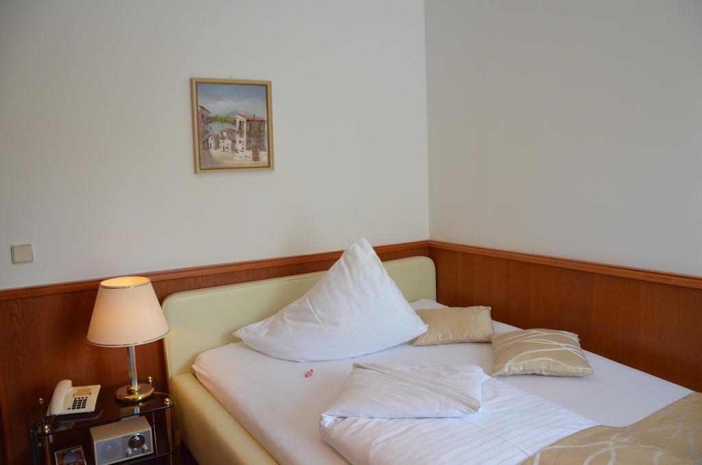 Seehotel Paulitsch Velden am Wörthersee Buitenkant foto
