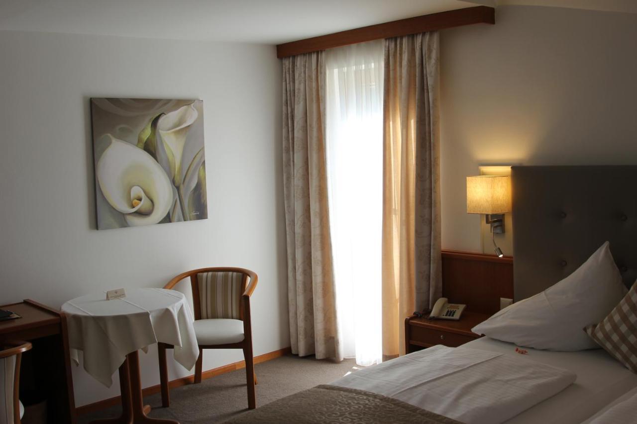 Seehotel Paulitsch Velden am Wörthersee Buitenkant foto